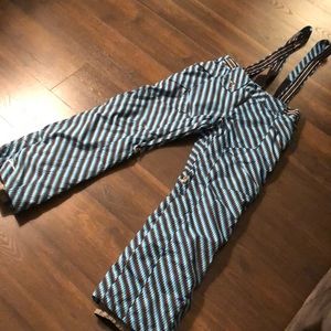 Section Snowboarding/Ski Pants
